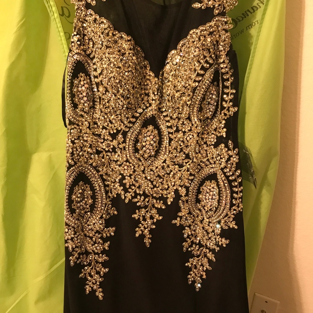 NEW Romance Couture Black & Gold Sequence Dress